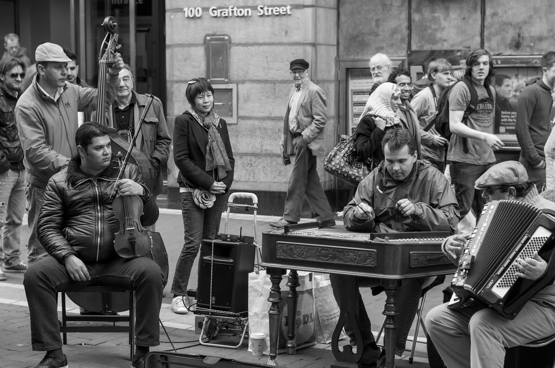 Exploring Urban Landscapes Through the Camera Lens